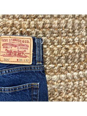 Vintage Levis 505 Regular Fit Straight Leg Denim Jeans Blue Mens 36x32 Heavy 100
